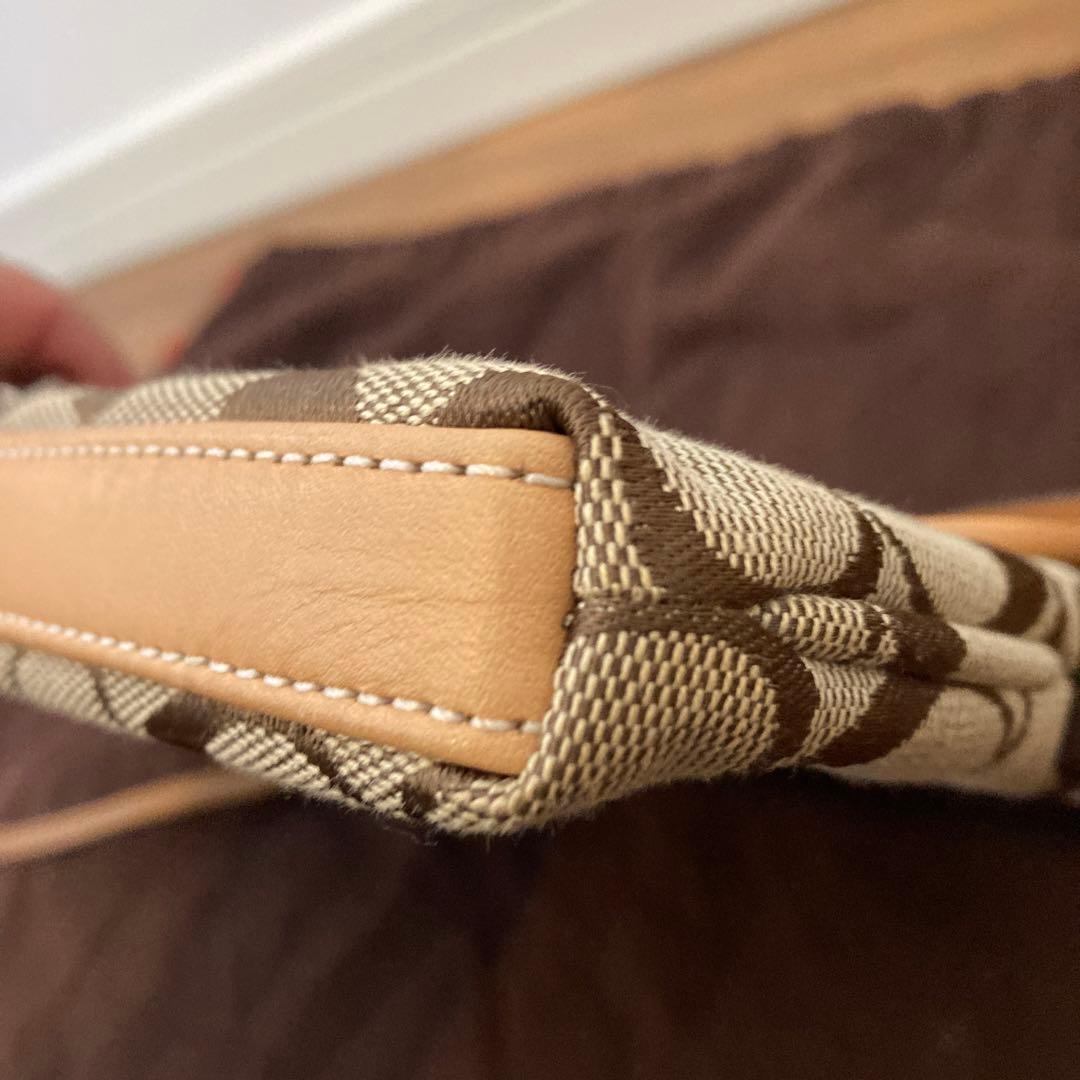 COACH ロゴ柄 クラッチバッグ ベージュ/ブラウン