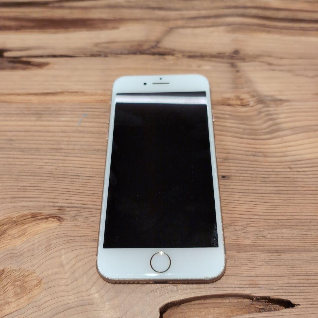 iPhone 8 ゴールド　256GB 背面割れあり