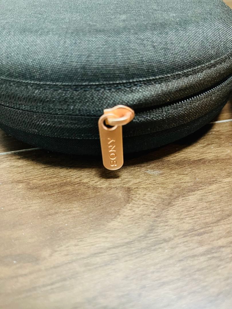 SONY ノイズキャンセリング ヘッドホン WH-1000XM4 黒　美品