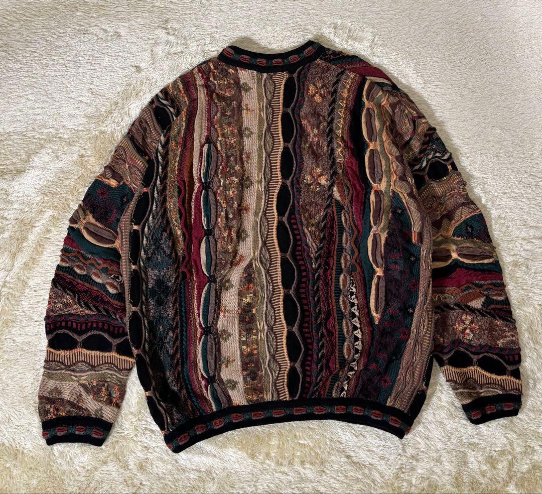 TUNDRAツンドラ　3Dニット　マルチカラー　切り替えデザイン　セーター