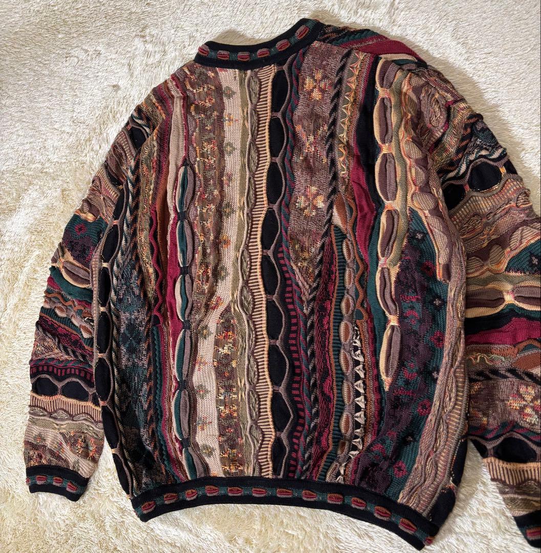 TUNDRAツンドラ　3Dニット　マルチカラー　切り替えデザイン　セーター