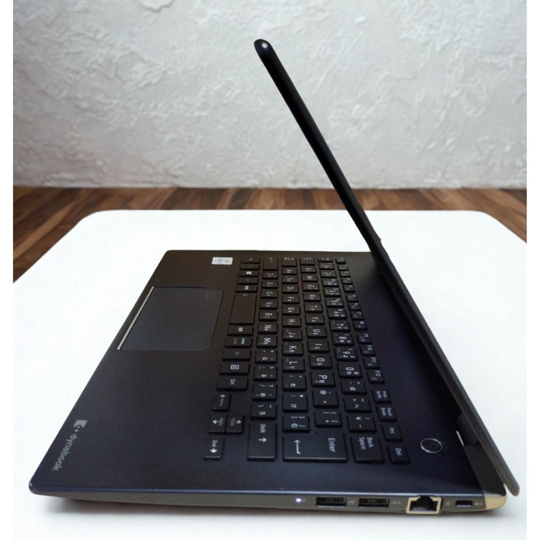 【軽量】東芝 dynabook G83 i5第10世代 SSD256GB カメラ