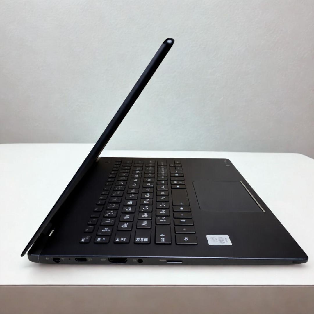 【軽量】東芝 dynabook G83 i5第10世代 SSD256GB カメラ