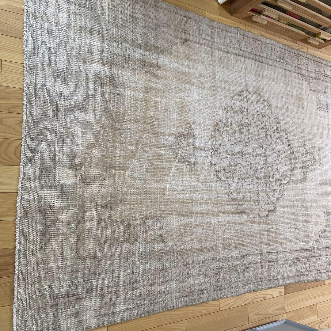 最終値下げ❣️ウール100%シャビ　アンティーク風ラグ