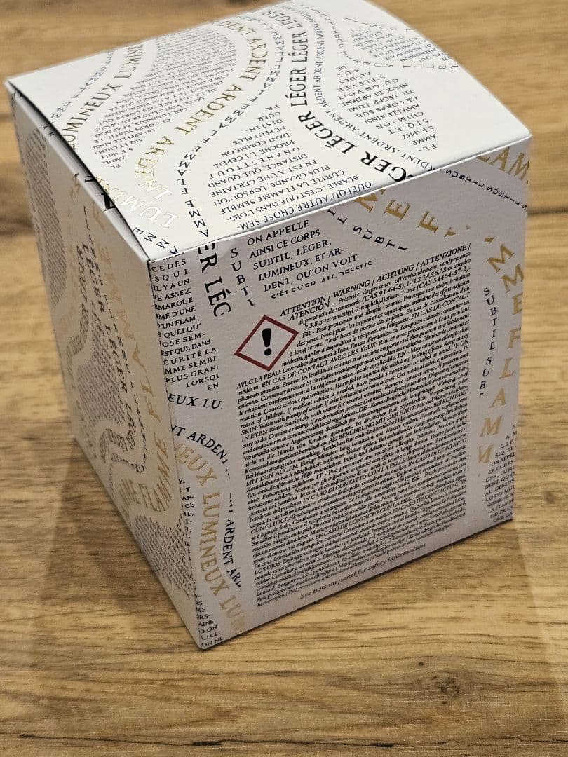 期間限定diptyqueキャンドル コトン 190g ホリデー 限定品　袋付き