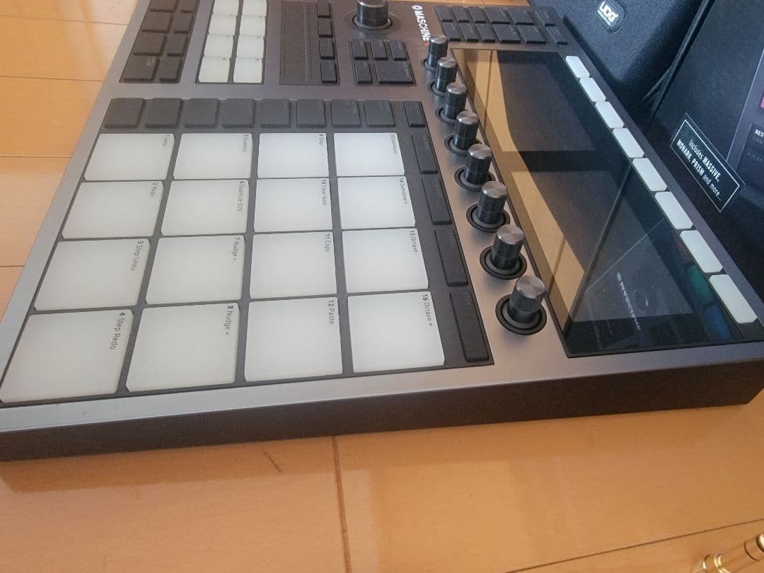 DJ機材 Native Instruments MASCHINE+