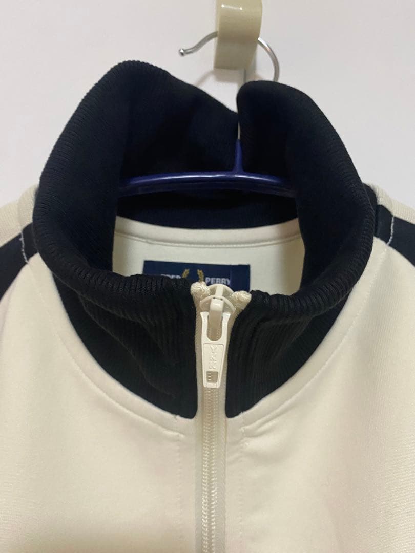 アFred Perry beams 別注　トラックジャケット
