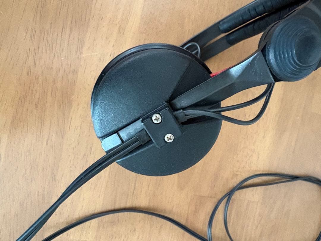 Sennheiser HD 251 II ゼンハイザー有線ヘッドホン