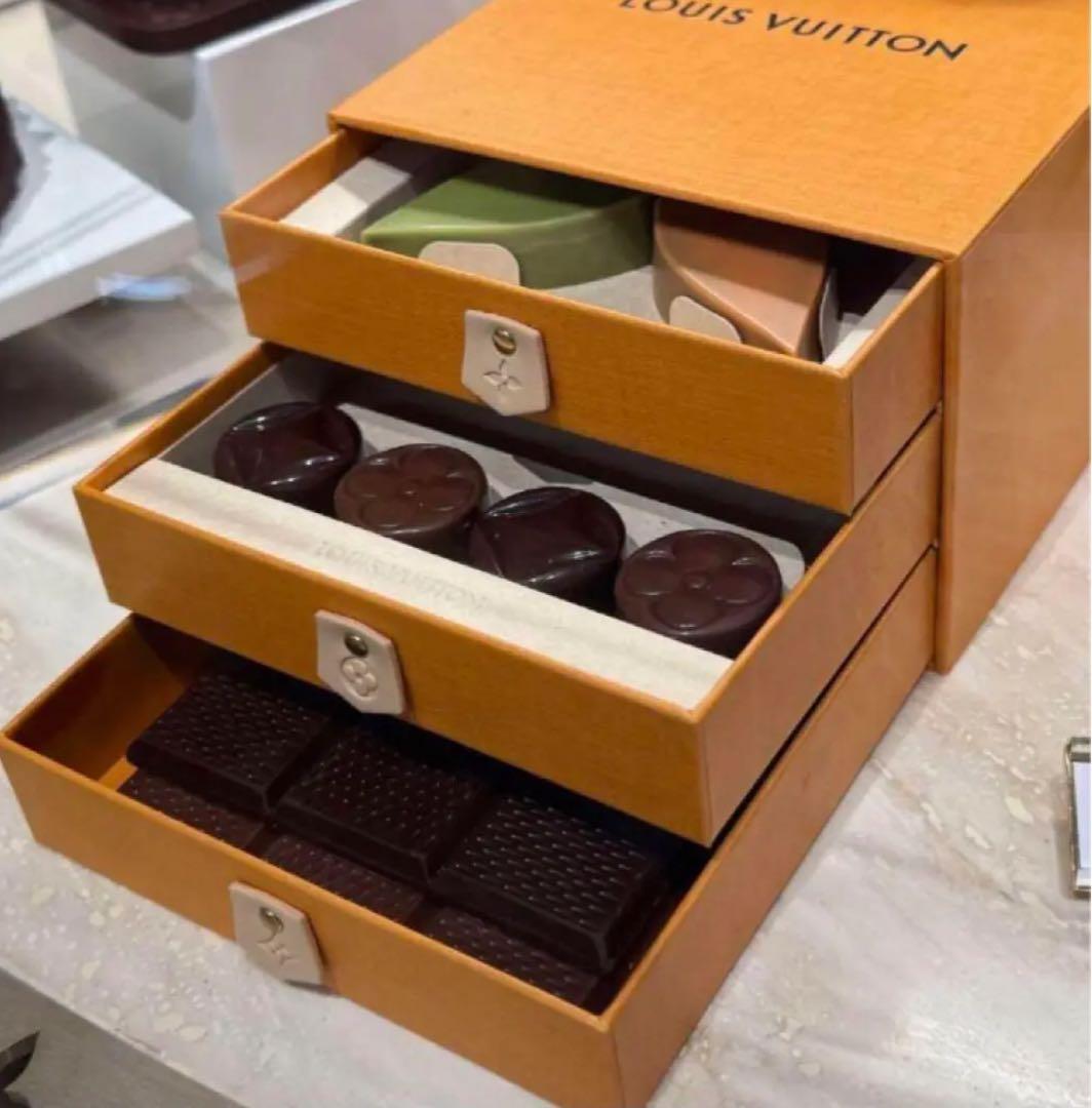 パリ限定 ルイヴィトン プレミアム 三段 ボックス チョコレート バレンタイン