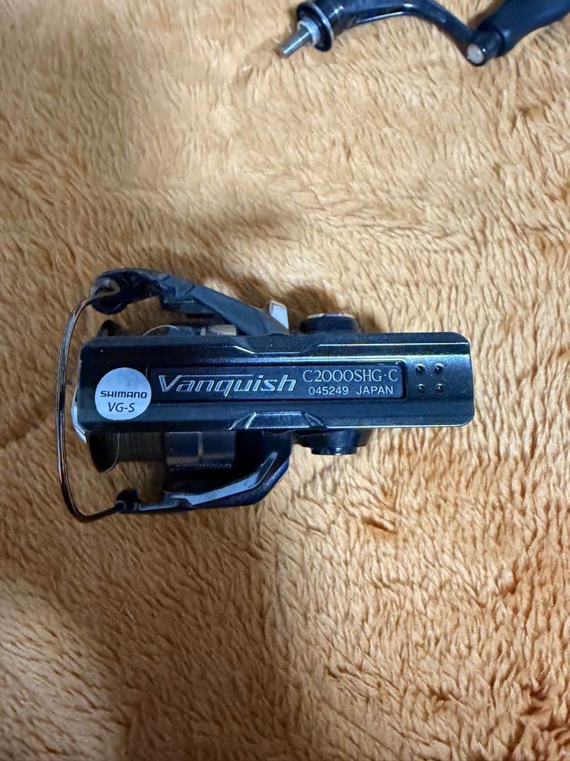 美品　23ヴァンキッシュC2000SHG スピニングリール　シマノ