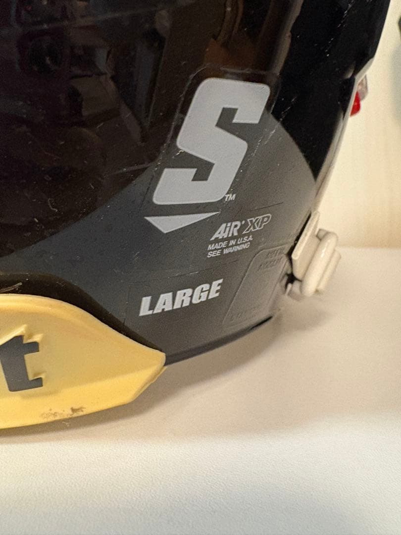 よ*う様 schutt アメリカンフットボールヘルメット 黒/赤