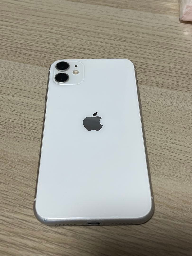 ジャンク品 iPhone 11 128GB ホワイト SIMフリー