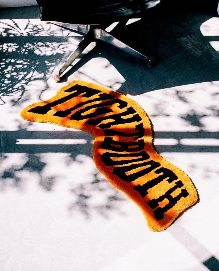 タイトブース　ラグマット　TIGHTBOOTH ACID LOGO RUG