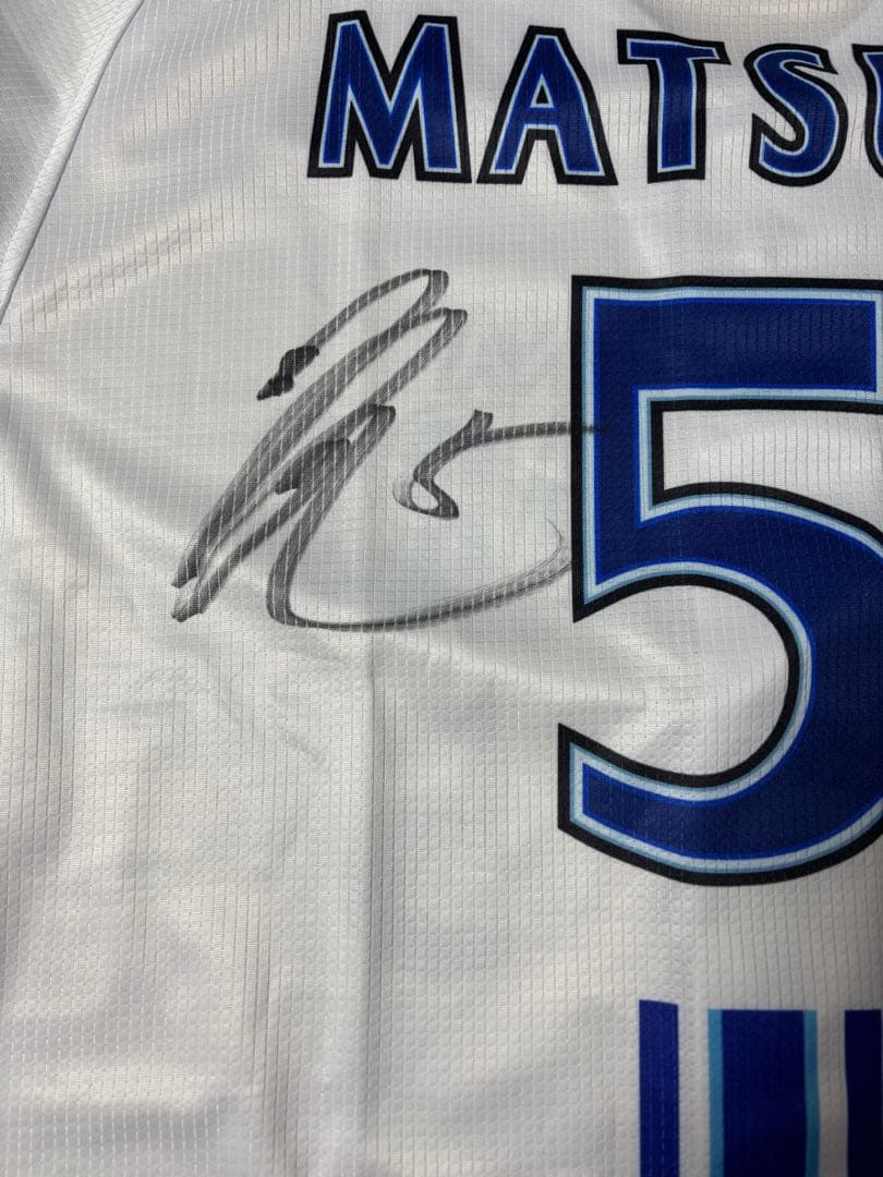 い*ち様 横浜DeNAベイスターズ　松尾汐恩　直筆サイン入りユニフォーム　新品未