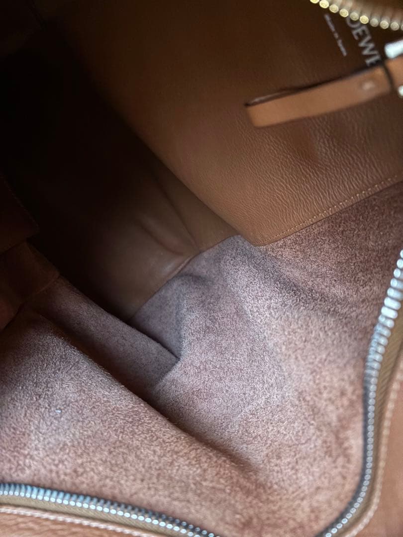 ロエベ LOEWE 美品　メンズ　バッグ クロスボディバッグ　スリングバッグ