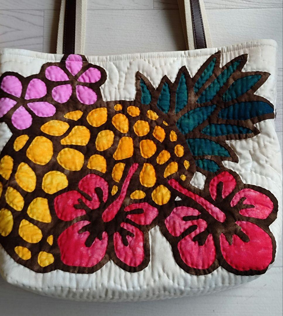 ハワイアンキルトバッグ・ハンドメイド・パイナップル・ハイビスカス・プルメリア