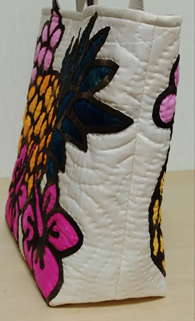 ハワイアンキルトバッグ・ハンドメイド・パイナップル・ハイビスカス・プルメリア