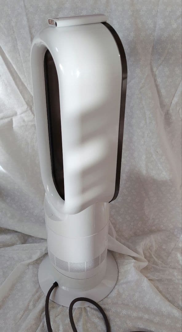 dyson ダイソン hot+coolセラミックファンヒーター 2023年製