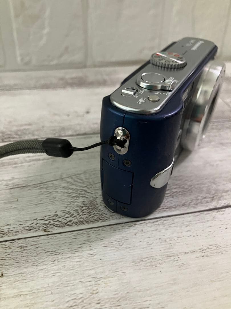 Panasonic LUMIX DMC-TZ3 コンパクトデジタルカメラ