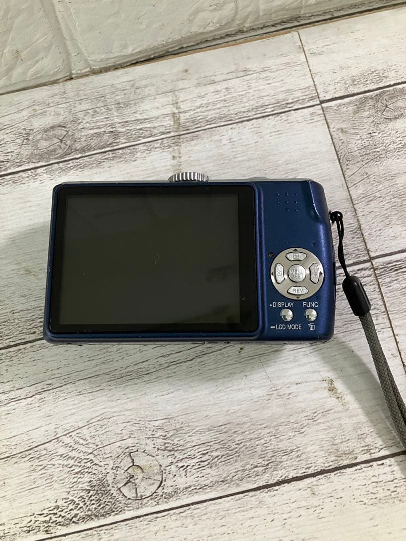 Panasonic LUMIX DMC-TZ3 コンパクトデジタルカメラ