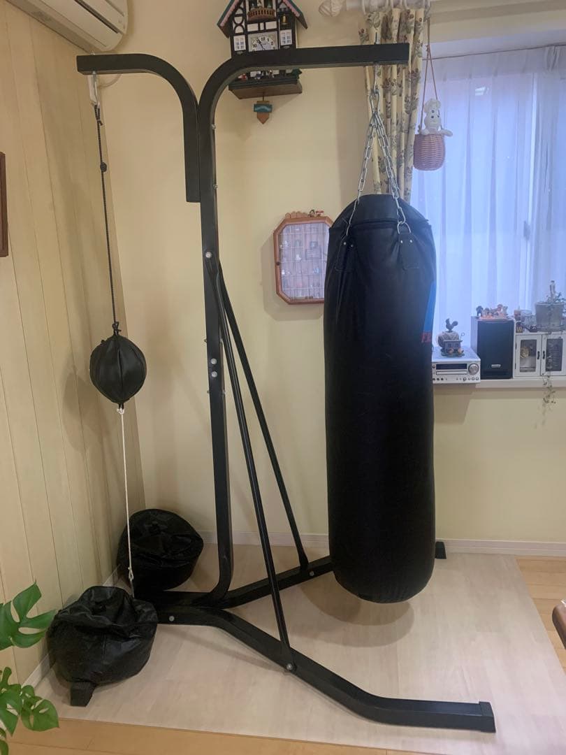 美品　F.R.JAPAN サンドバッグ スタンド付き　栃木県引き渡し限定