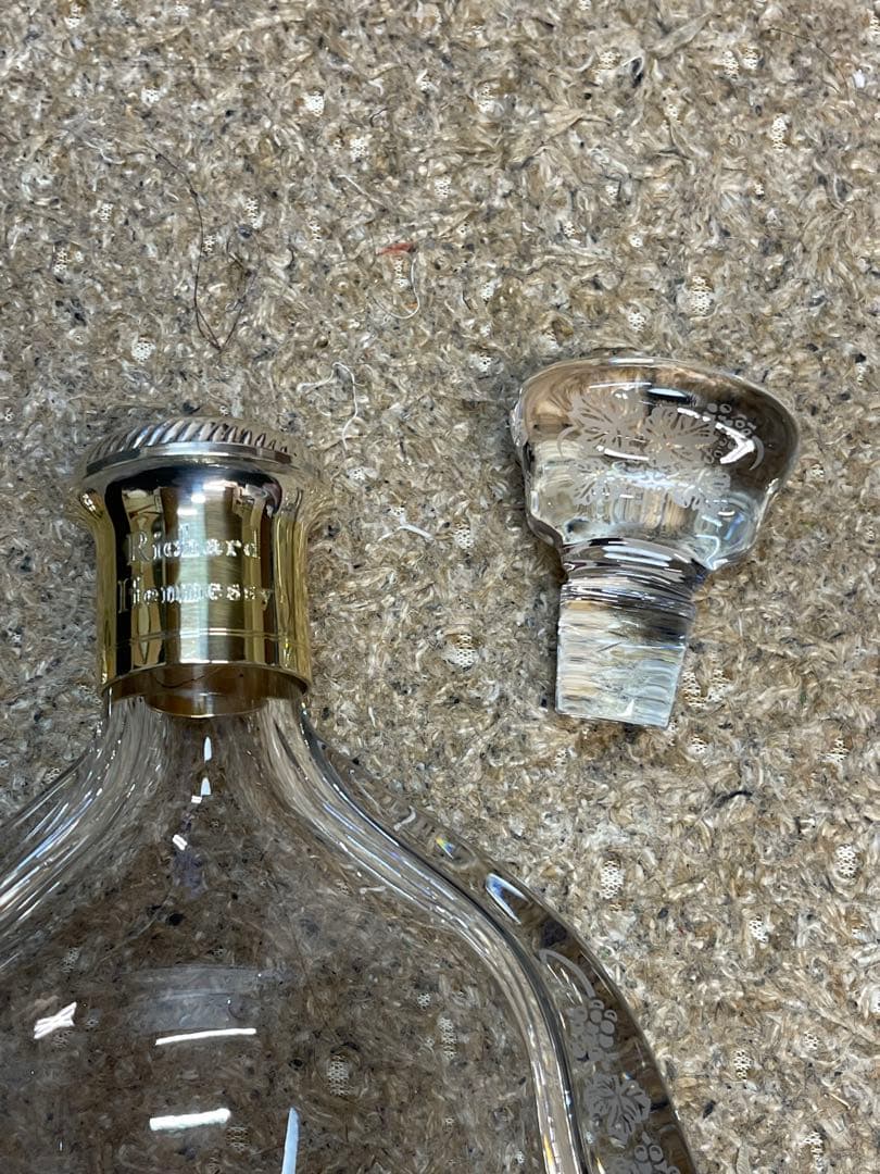 ヘネシー リシャール Richard Hennessy ケース　から瓶