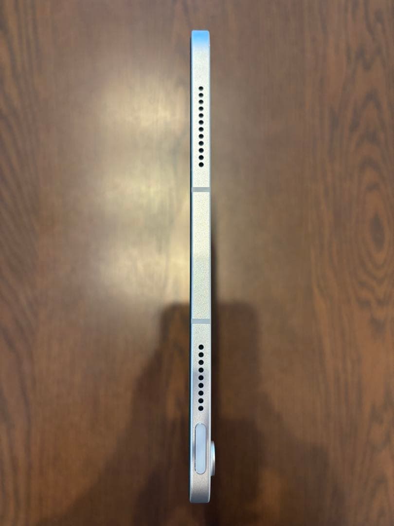 【美品】iPad 第10世代 Wi-Fi+セルラー 最大容量100% 64GB