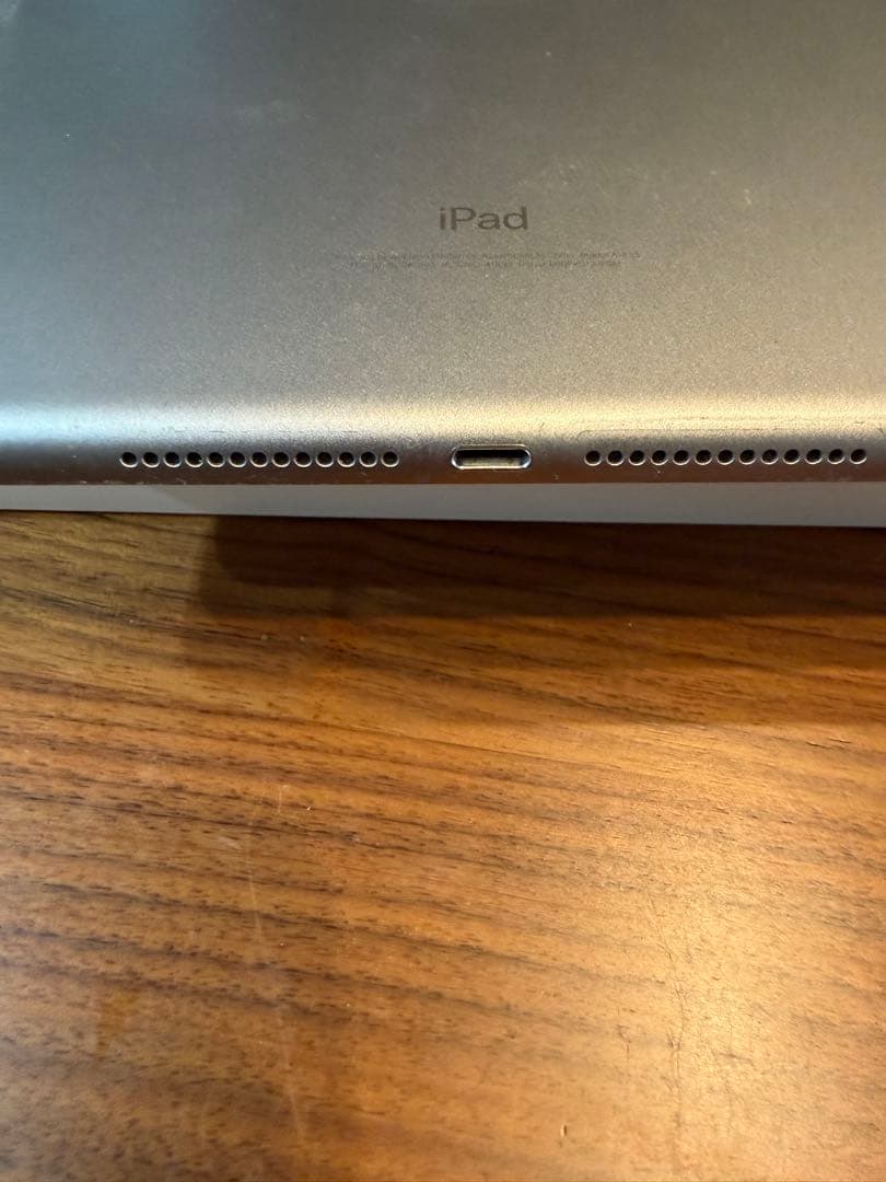 iPad 第6世代 128GB SIMフリー　箱付き