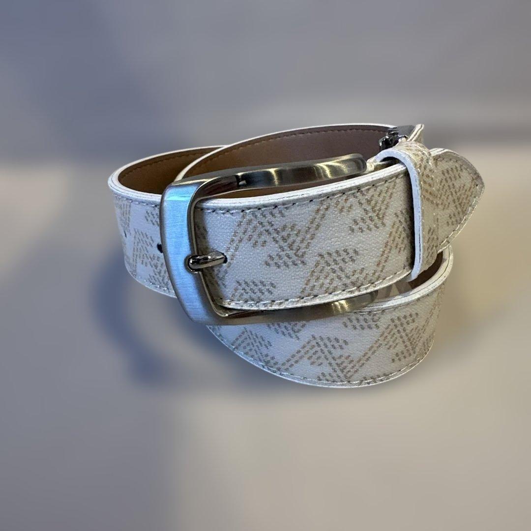 レザレクション　ベルト　ホワイト