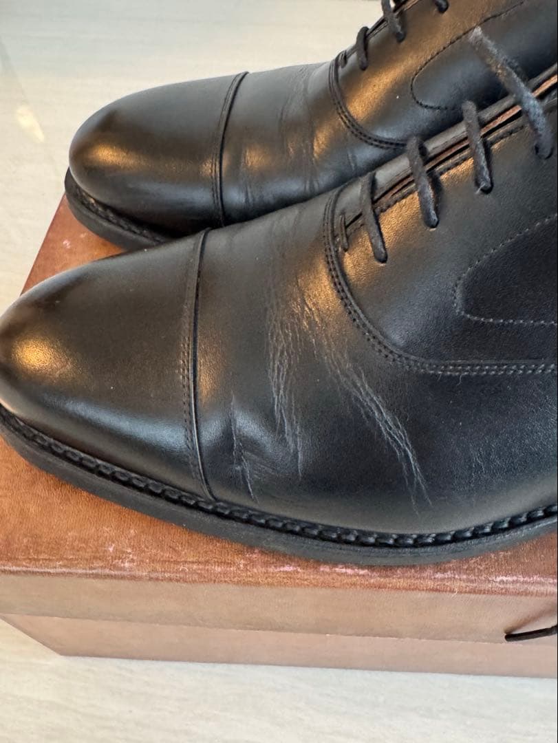 黒レザー スコッチグレイン ストレートチップ