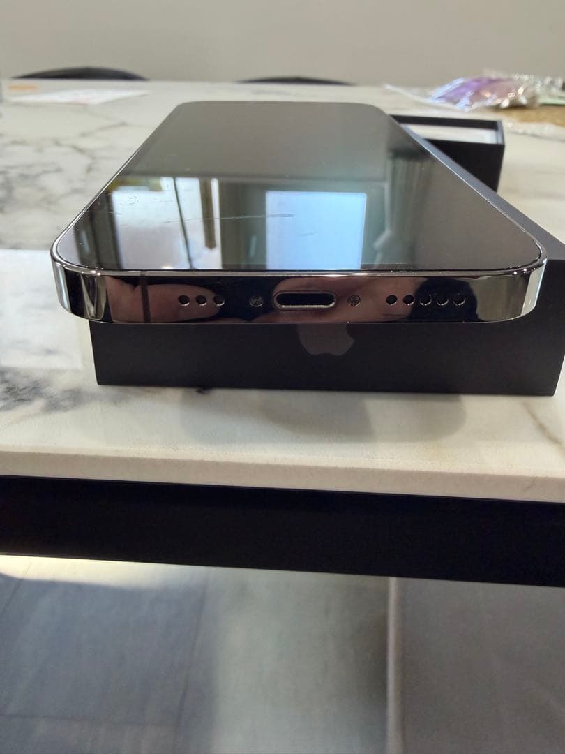 極美品　Apple iPhone 13Pro 256GB