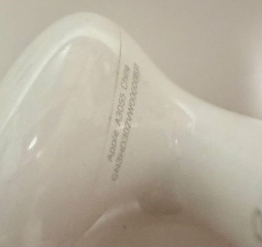 AirPods4ホワイト 片耳R （正規品）