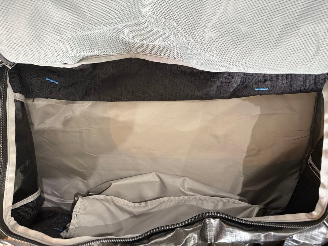 【美品】ブラックホールダッフル Fitz Trout 55L パタゴニア