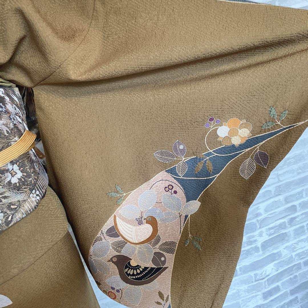 訪問着　フルセット　鳥　猫　鼠　旬　落款　可愛らしい　金駒刺繍　Q4