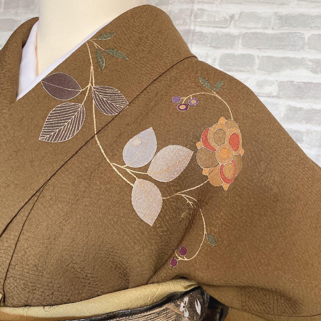 訪問着　フルセット　鳥　猫　鼠　旬　落款　可愛らしい　金駒刺繍　Q4