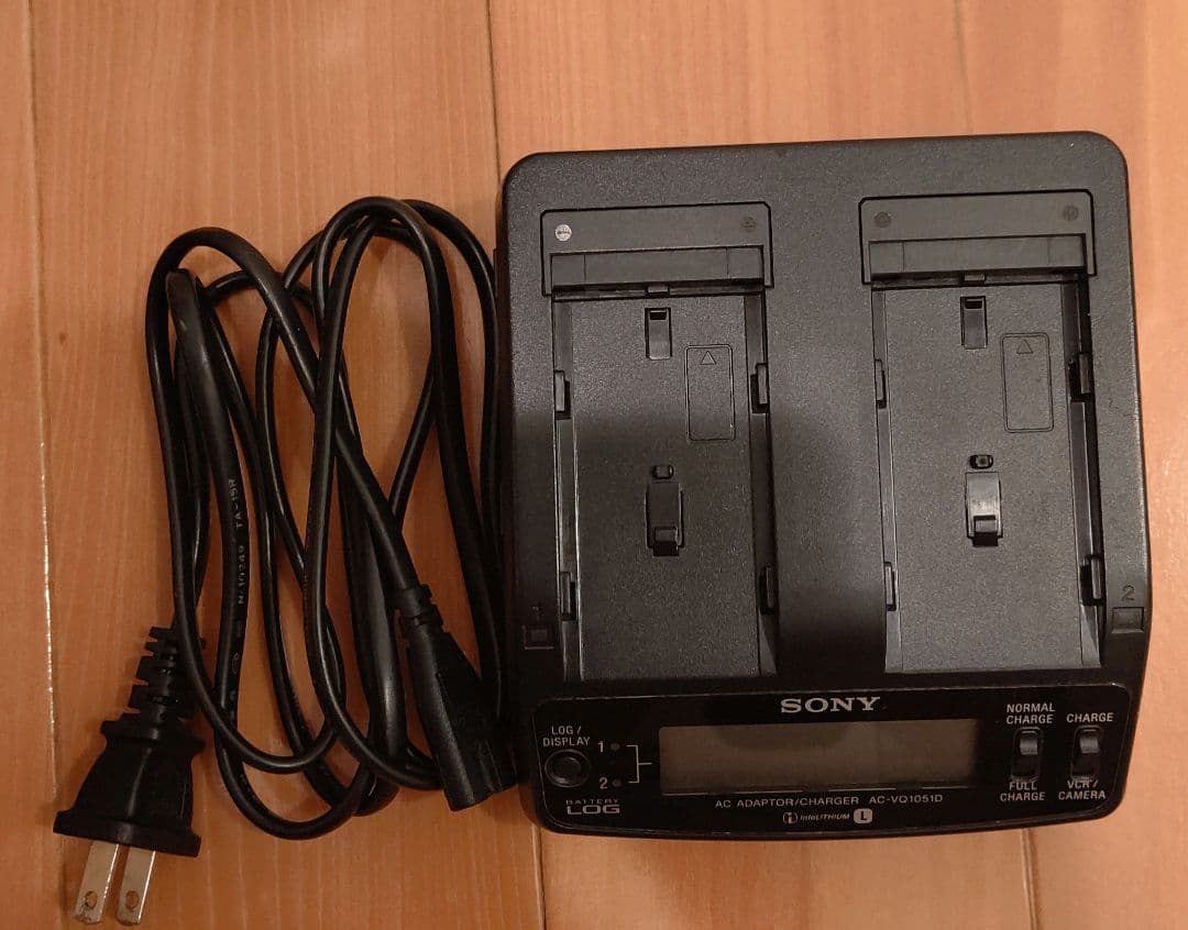 SONY AC-VQ1051D バッテリーチャージャー タップしてズーム