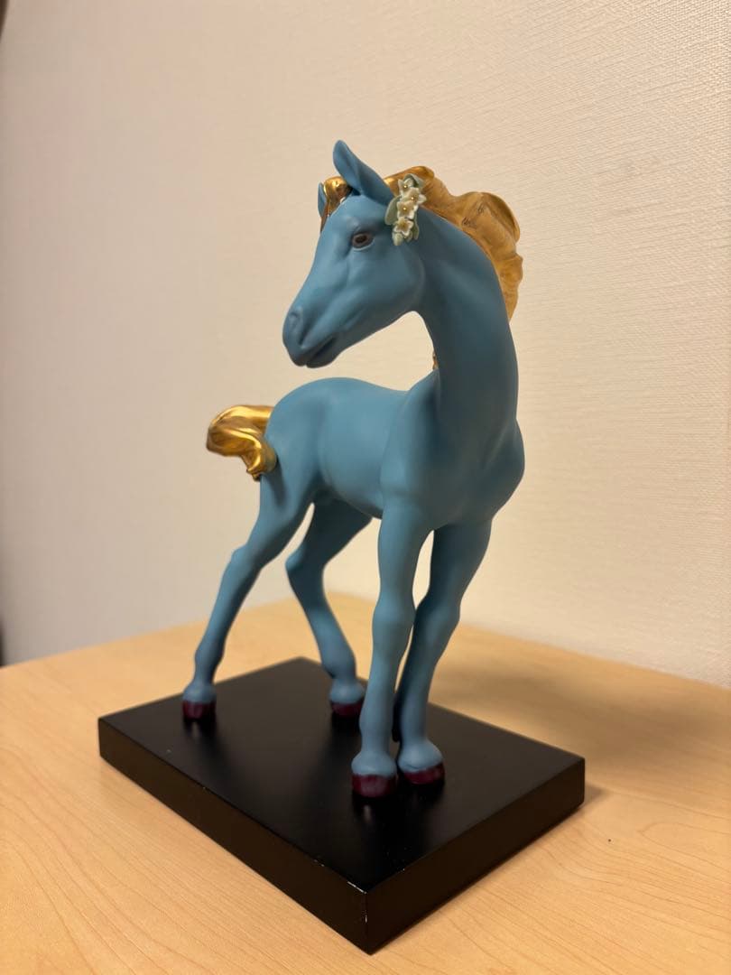 リヤドロ　青午