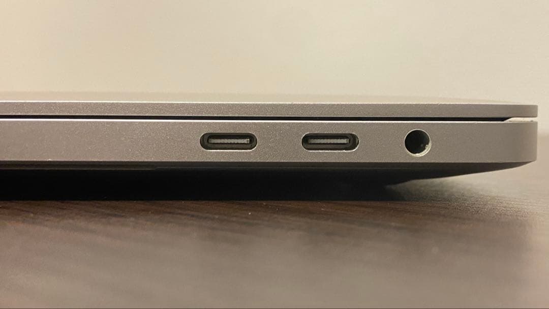 MacBook Pro 2019 16インチ　16GB 512GB