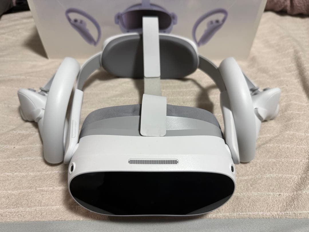 PICO4(VEゴーグル) 8GB/128GB