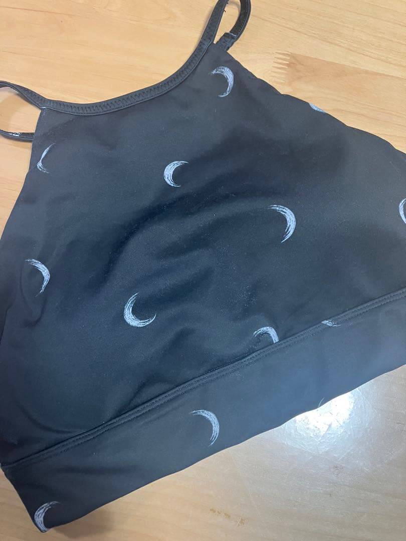 emmiブラトップ×レギンス ムーン柄　上下　セットアップ　ブラック