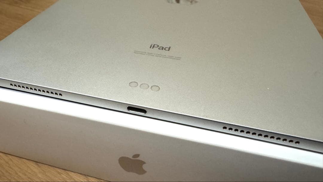 【純正カバー付き】iPad Pro 11インチ 第1世代 Wi-Fi 256GB