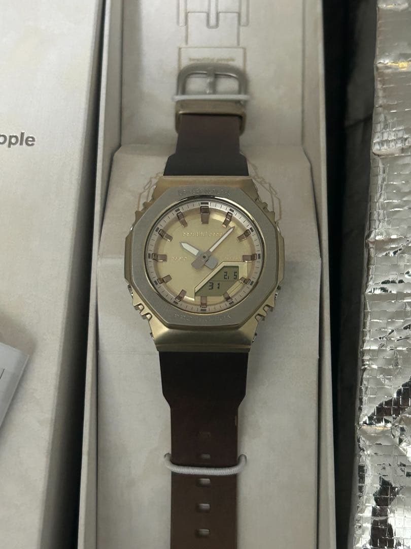 beautiful people × G-SHOCK