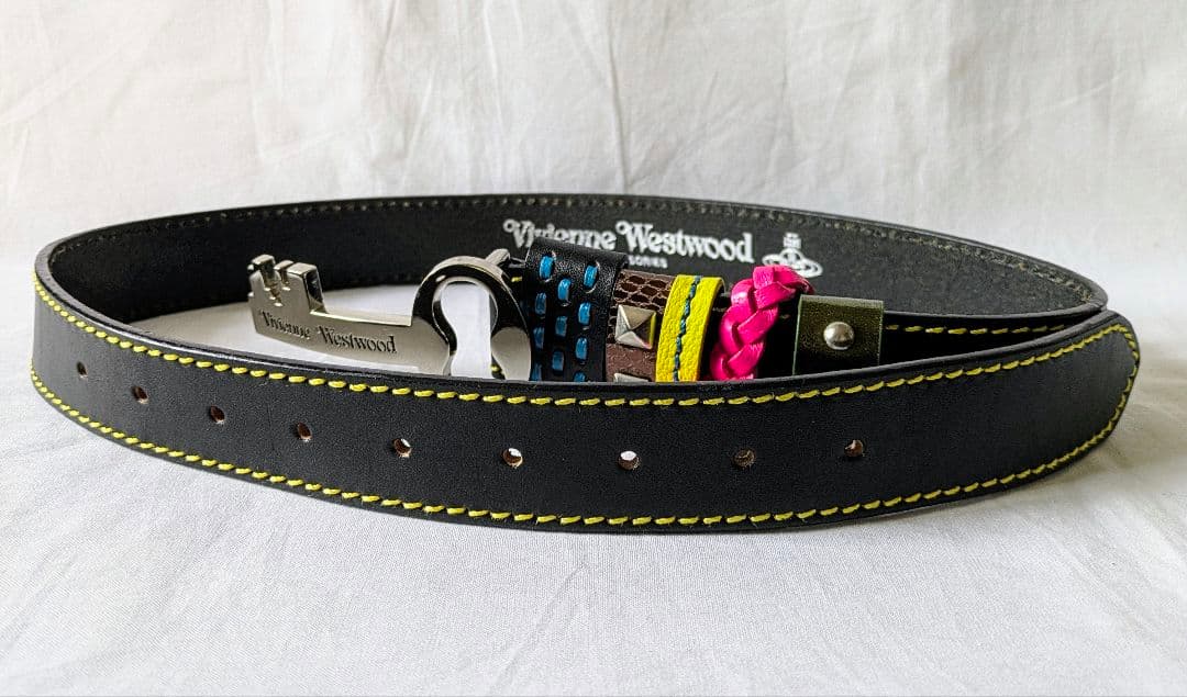 vivienne westwood 鍵 ロゴ バックルベルト フック付き