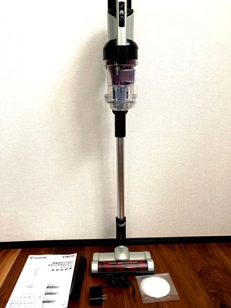 アイリスオーヤマ　コードレス掃除機　新品同然