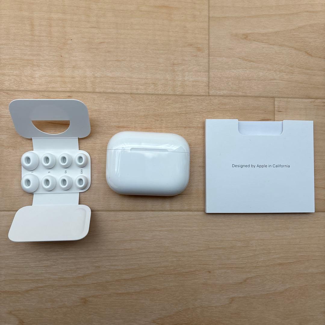 Apple AirPods Pro 3 ほぼ未使用　保証書貼付用レシート付き