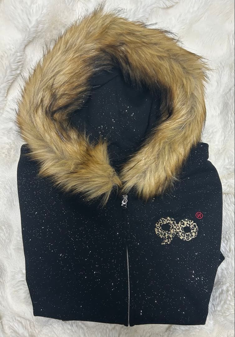 90 Logo Glitter Fur Zip Hoodie 限定価格