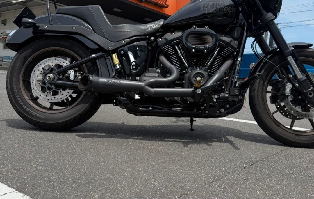 ハーレー用 TBR ショーティターンアウトマフラー 2in1