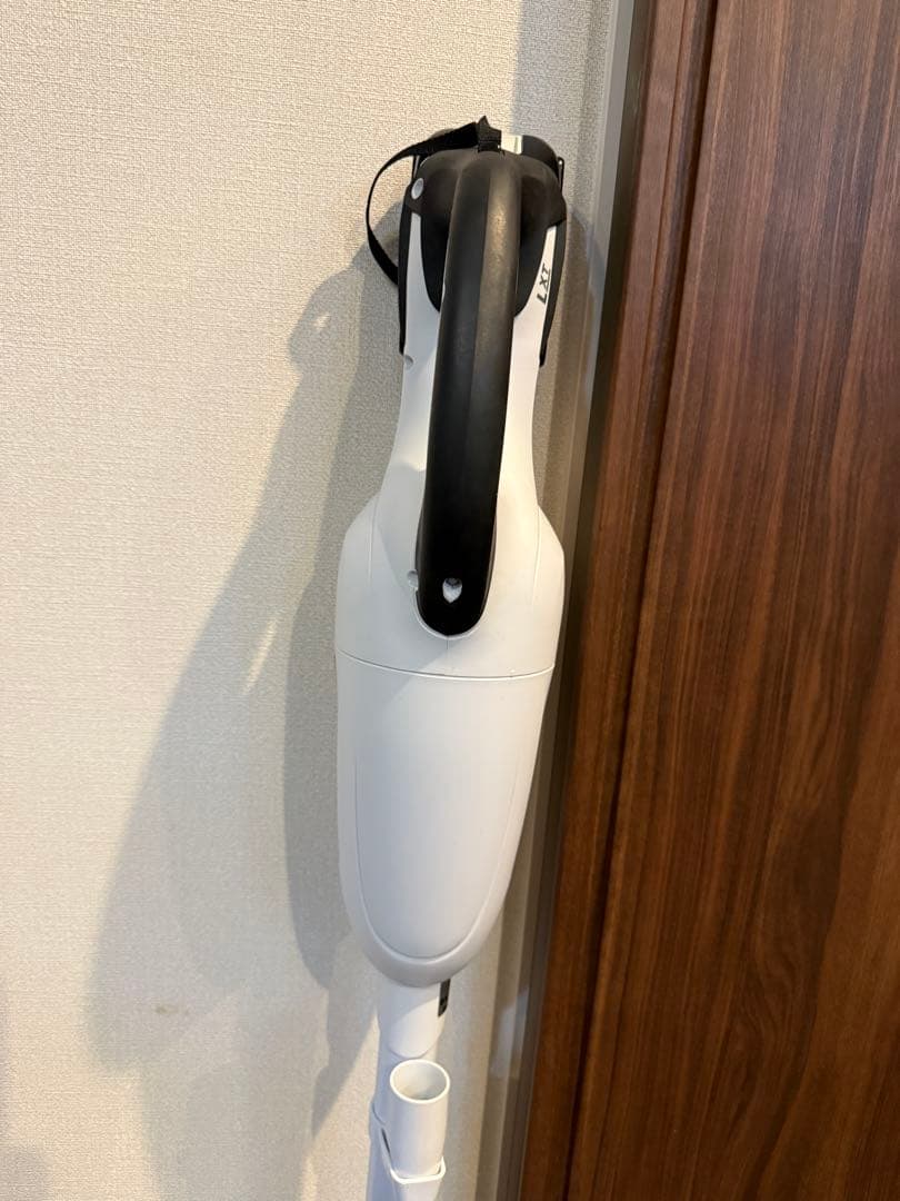 マキタ スティッククリーナー ホワイトCL180FD【バッテリー付】