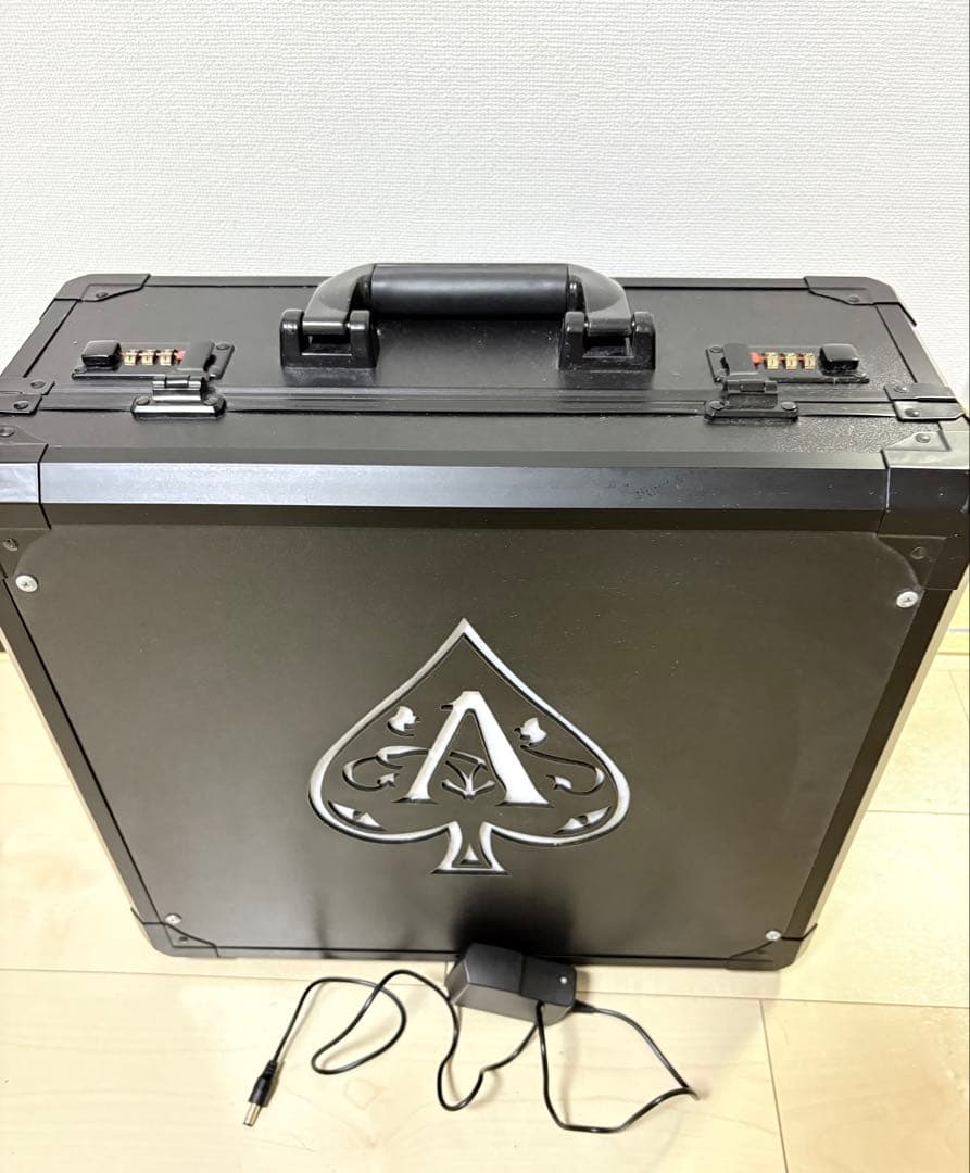 アルマンド　アタッシュケース　充電器付き