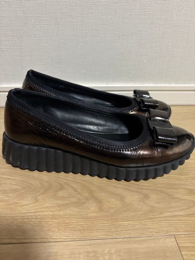 Salvadore Ferragamo POLLYメタリックブラウン5 1/2C